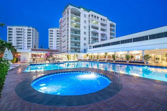 Modern Saraylar Luxury Hotel 