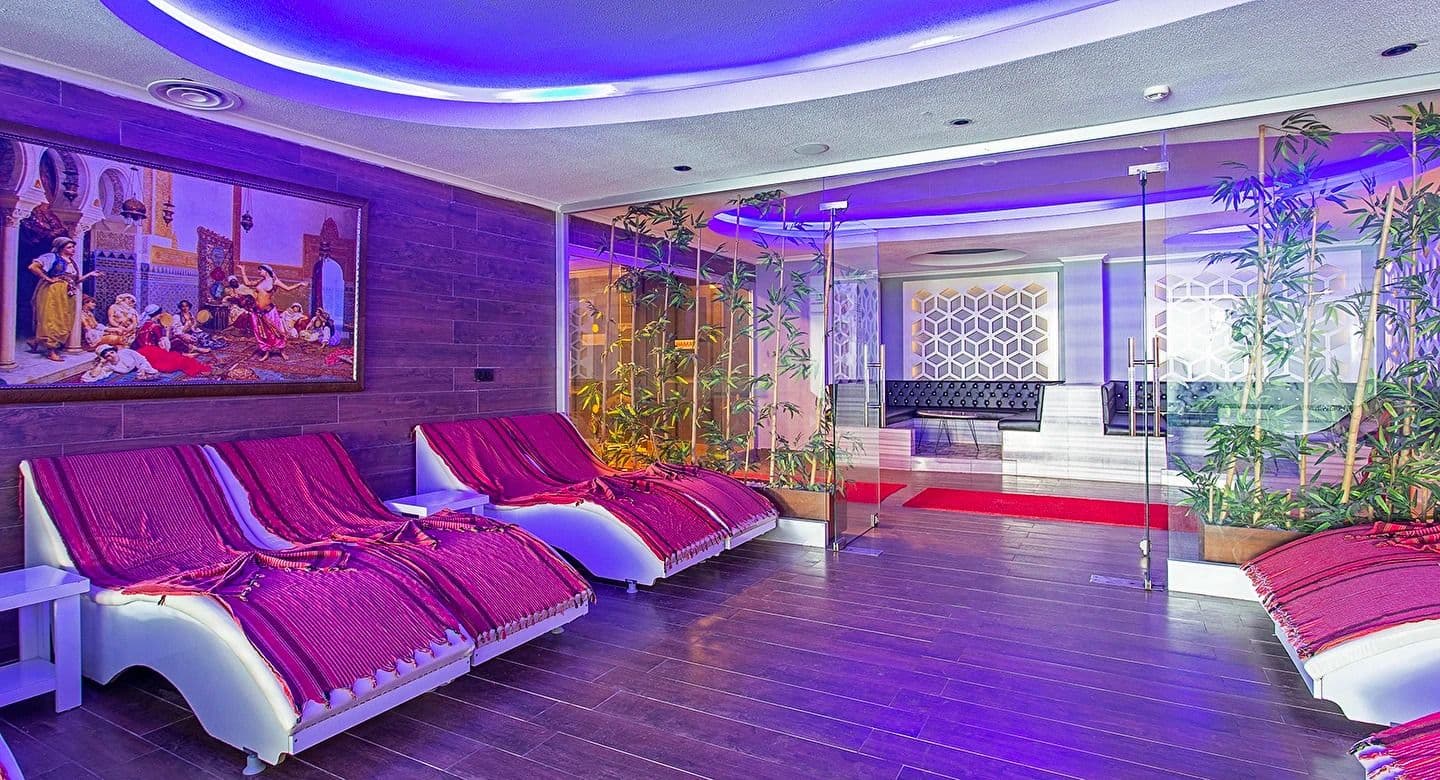 Noxinn Deluxe Hotel Spa & Wellness