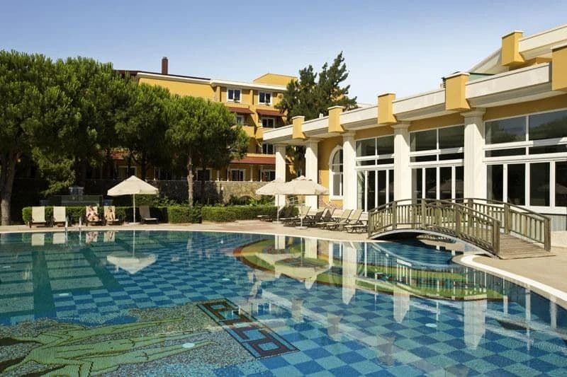 Robinson Nobilis Tüm Fotoğraflar