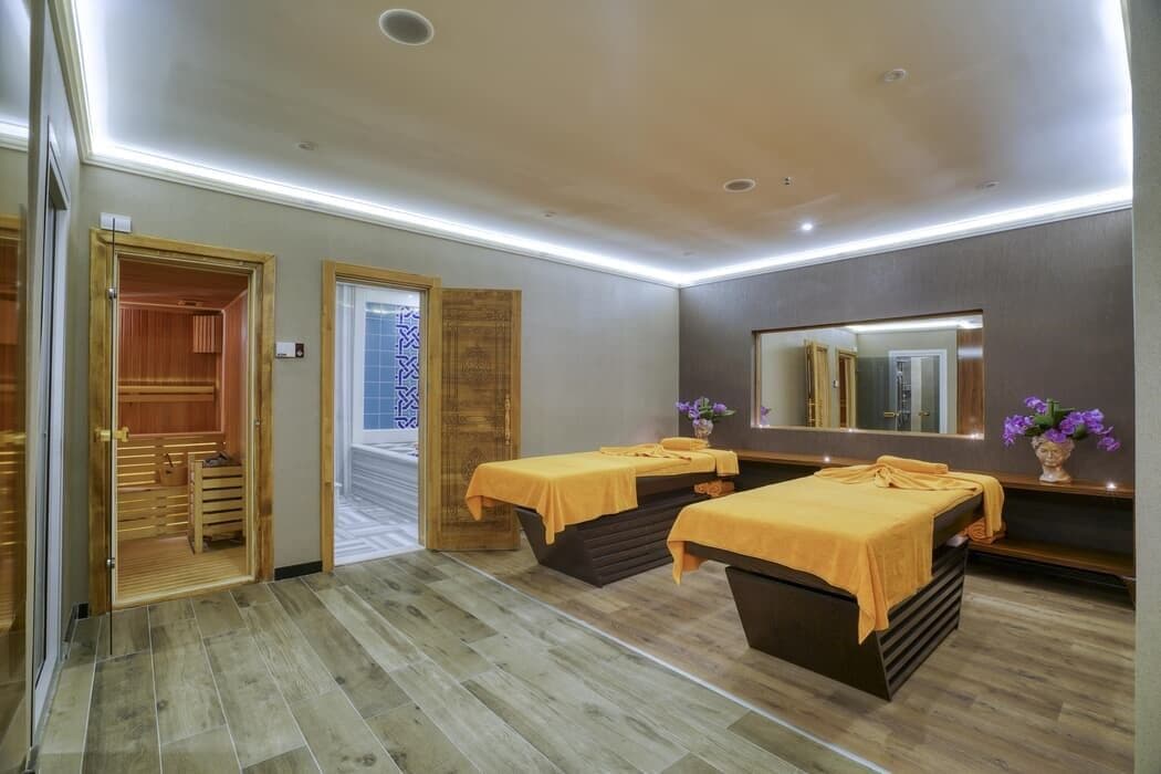 Grand Park Lara Spa & Wellness