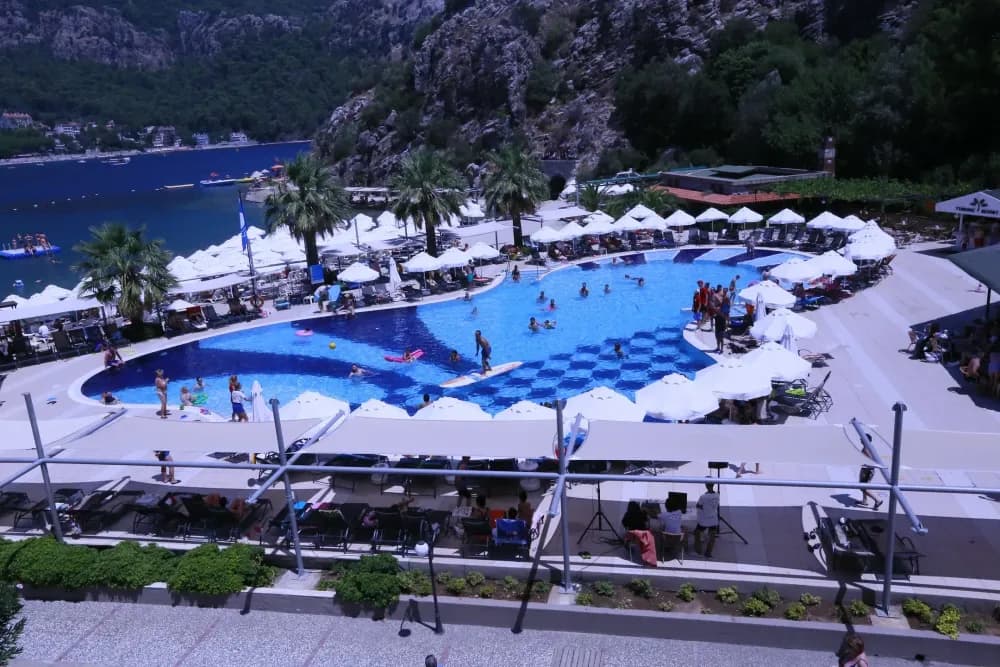 Tüm Fotoğraflar