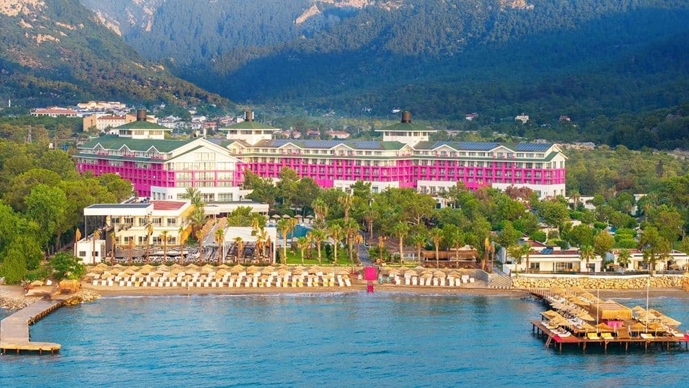FashionTV Luxe Resort