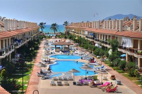 Sunset Beach Club Lebrentals