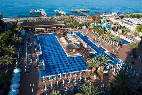 Quattro Beach Spa & Resort