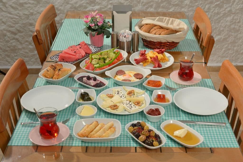 Brothers Çeşme Boutique Hotel Restaurant